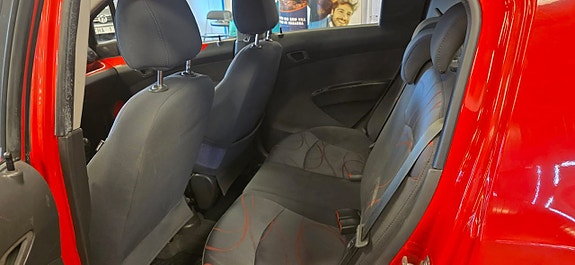 Chevrolet Spark 6 of 6