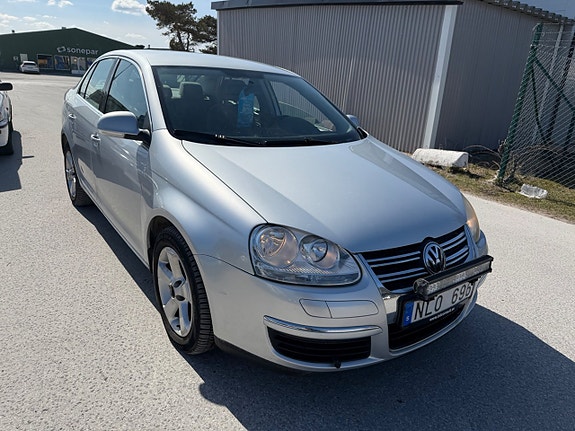 Volkswagen Jetta 7 of 22