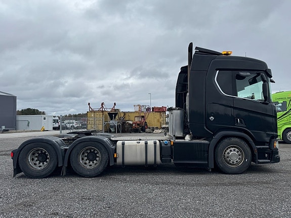 Dragbil Scania R520 A 6X4 NB -2018 | Full-luft via auktion 7 of 27