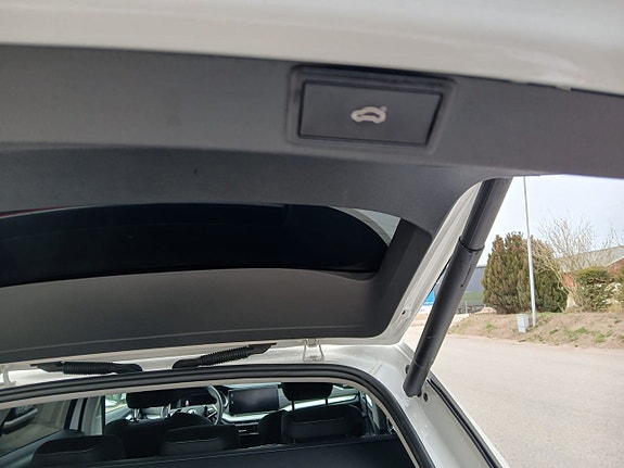 Skoda Octavia 18 of 22