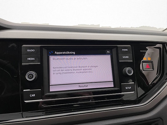 Volkswagen Polo 18 of 27