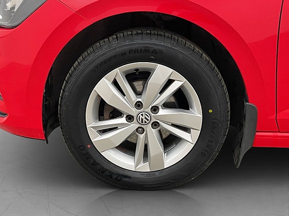 Volkswagen Polo 24 of 27