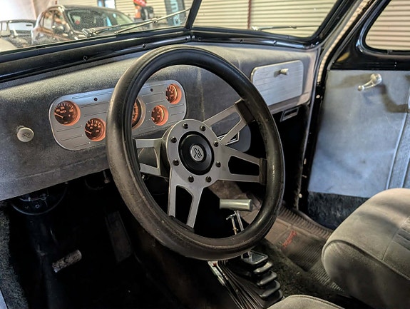 Chevrolet Master 12 of 19