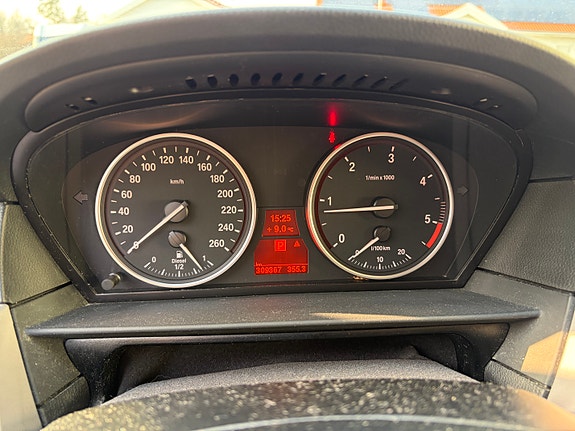 BMW 525d 29 of 30