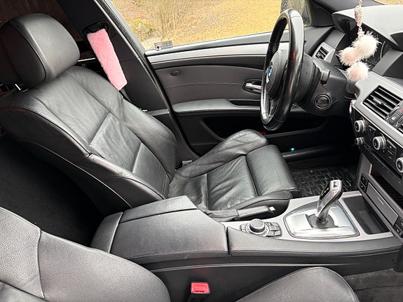 BMW 525d 25 of 30