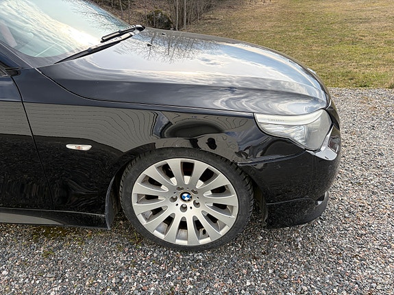 BMW 525d 4 of 30