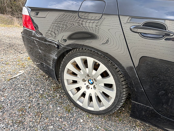 BMW 525d 8 of 30
