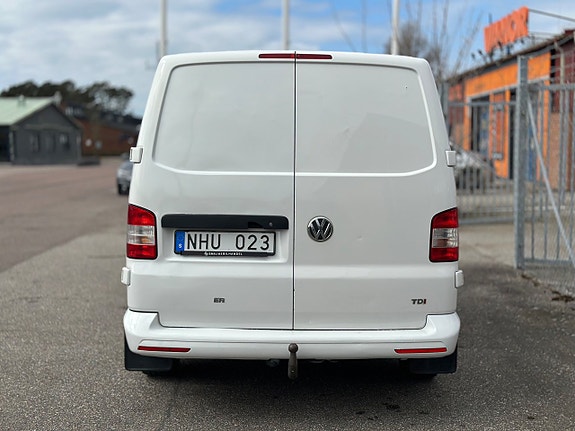 Volkswagen Transporter 3 of 5