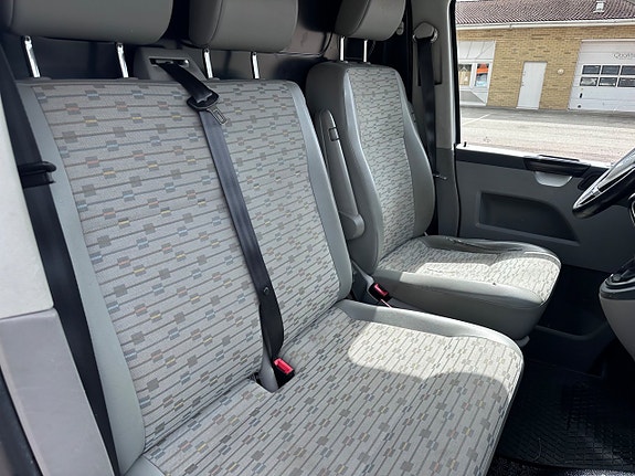 Volkswagen Transporter 16 of 20
