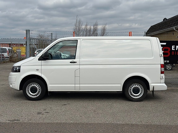 Volkswagen Transporter 8 of 20