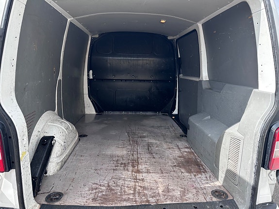 Volkswagen Transporter 17 of 20