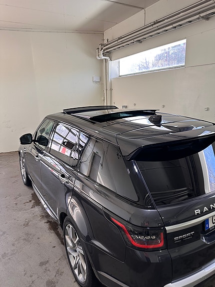 Land Rover Range Rover Sport 15 of 16