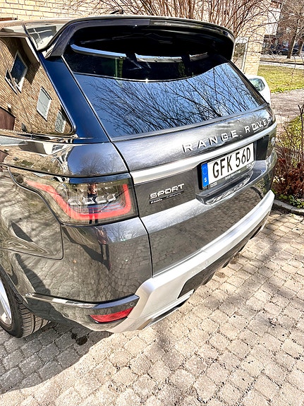 Land Rover Range Rover Sport 10 of 16