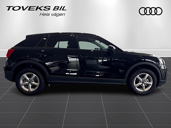 Audi Q2 3 of 5