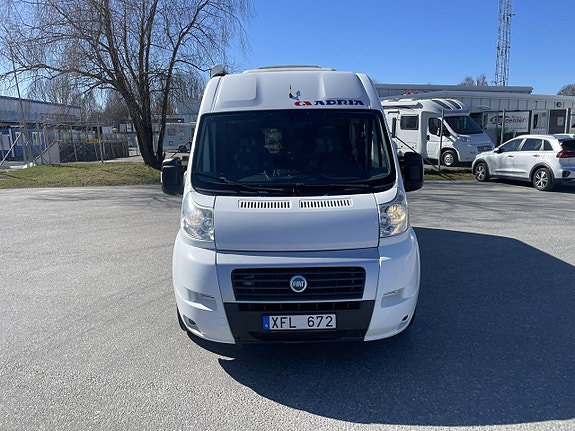 Fiat ADRIA MOBIL TWIN Plåtis /Dragkrok /Cykelställ/ Markis /B-kamera 2 of 5