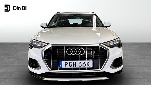 Audi Q3 4 of 5