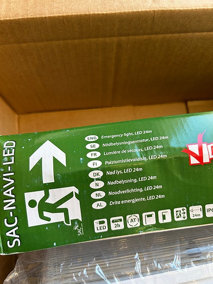 Product image 8 of 9