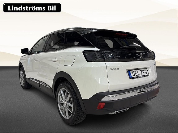 Peugeot 3008 4 of 5