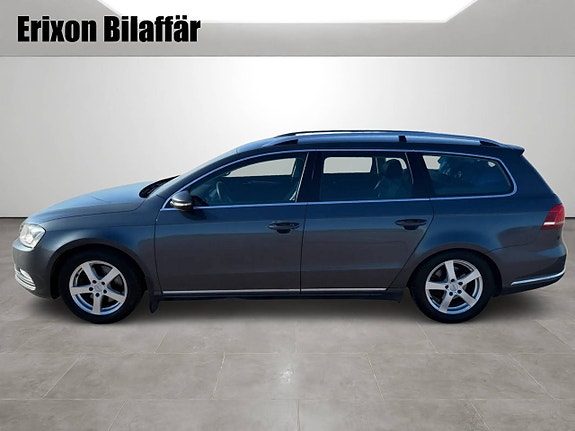 Volkswagen Passat 2 of 30