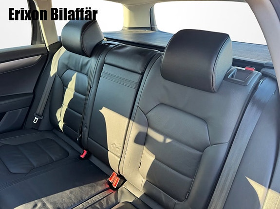 Volkswagen Passat 20 of 30