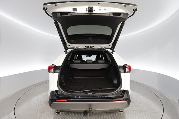 Toyota RAV4 16 of 17