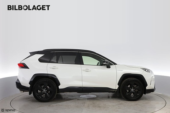 Toyota RAV4 5 of 17
