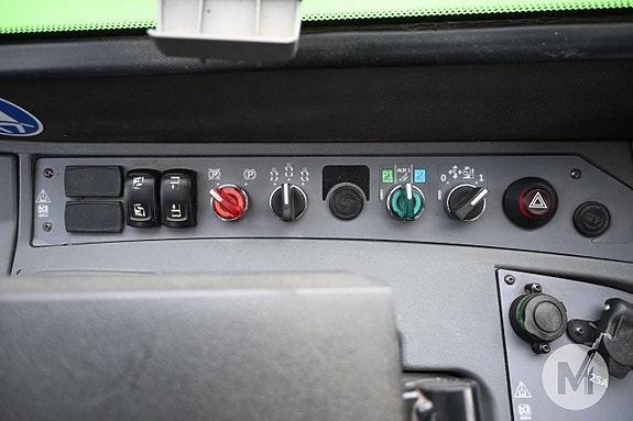 Merlo TF 38.10 CS 140 TT Stora BM 16 of 28