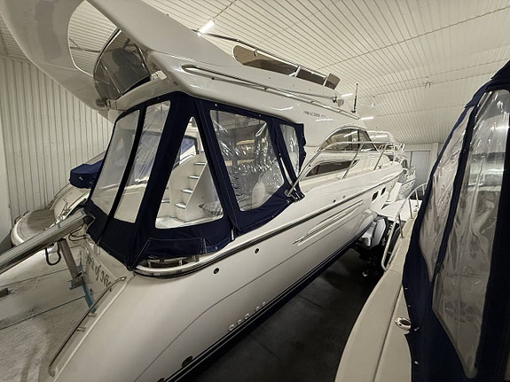 Princess 40 Fly 1999 i ett mycket fint skick