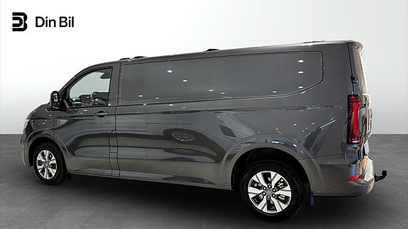 Volkswagen Transporter 2 of 5