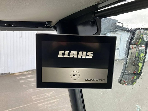 Claas Trion 650 7 of 12