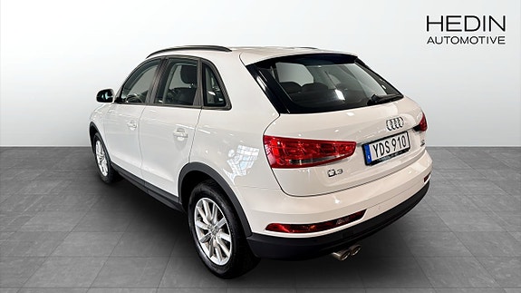 Audi Q3 4 of 5