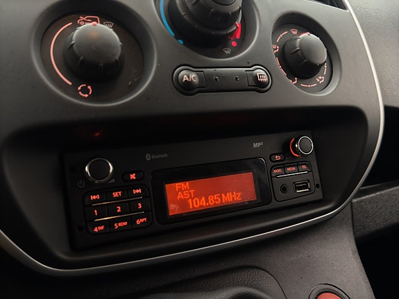 Renault Kangoo 17 of 23