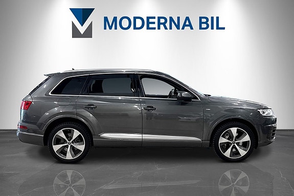 Audi Q7 7 of 27