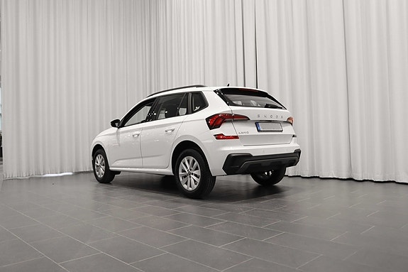 Skoda Kamiq 3 of 5