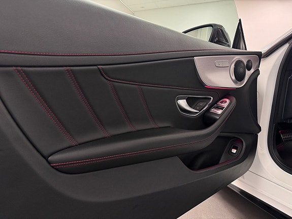 Mercedes-Benz C43 10 of 19