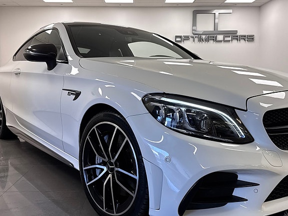 Mercedes-Benz C43 2 of 5