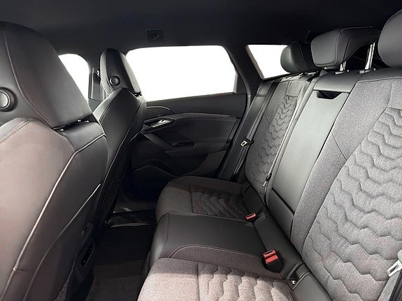 Audi A6 11 of 15