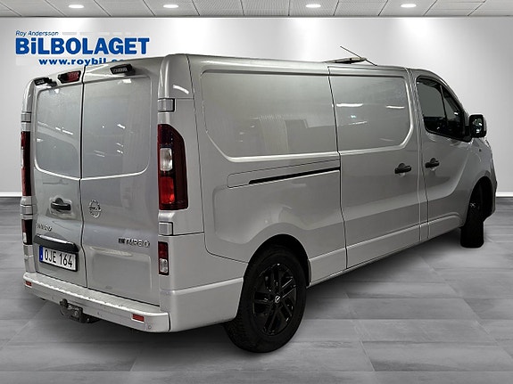 Opel Vivaro 3 of 5