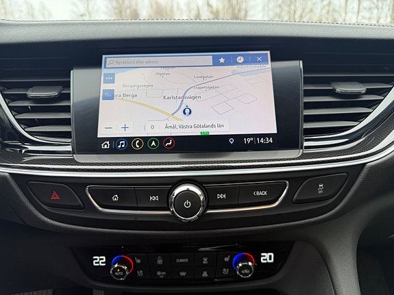 Opel Insignia 19 of 22
