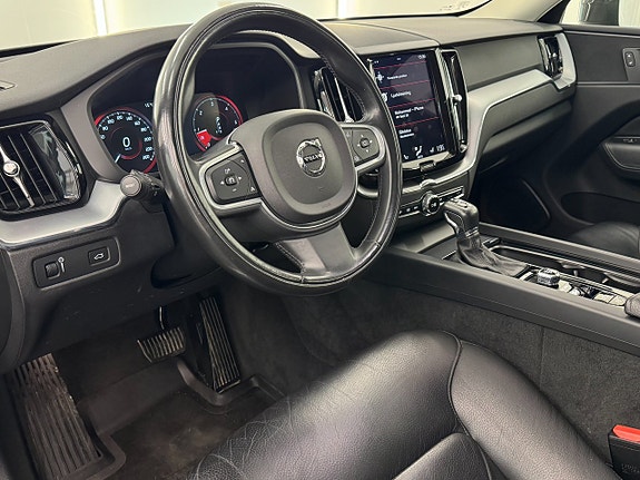 Volvo XC60 7 of 22