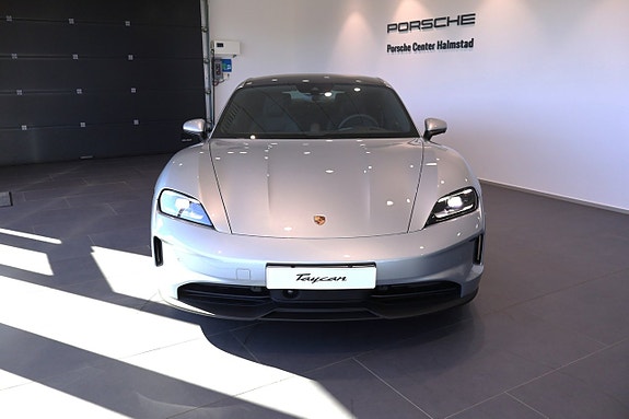 Porsche Taycan 4 2 of 5