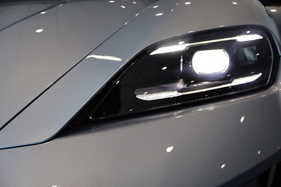 Porsche Taycan 4 19 of 19