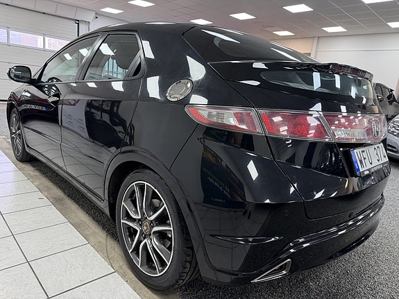 Honda Civic 3 of 5