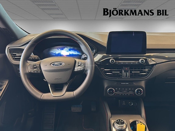 Ford Kuga 7 of 16