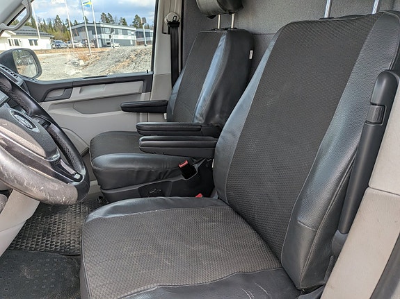 Volkswagen Transporter 17 of 20