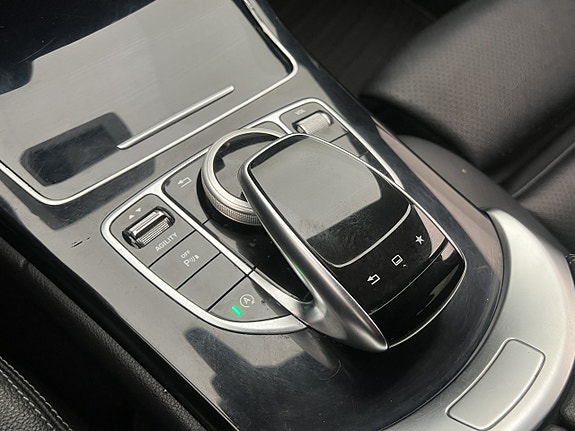 Mercedes-Benz C220 d 22 of 26