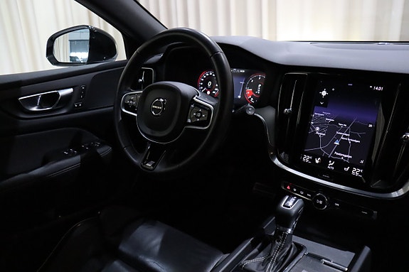 Volvo V60 20 of 27
