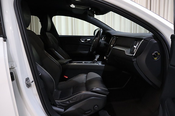 Volvo V60 27 of 27
