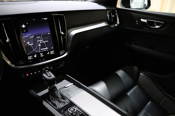 Volvo V60 25 of 27