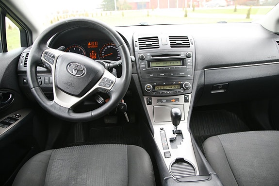 Toyota Avensis 16 of 20